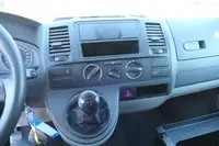 Volkswagen T5 Transporter 2.0 TDI COC - Thumbnail 10