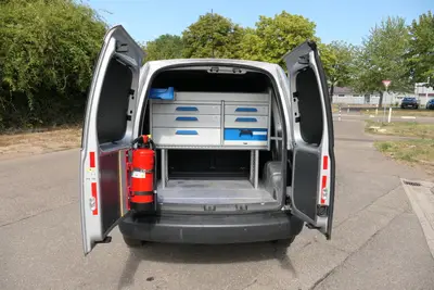 Volkswagen Caddy 2.0 TDI 4Motion Flügeltür Caddy 2.0 TDI 4Motion Flügeltür
