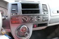 Volkswagen T5 Transporter 2.0 TDI PARKTRONIK EURO-5 - Thumbnail 11