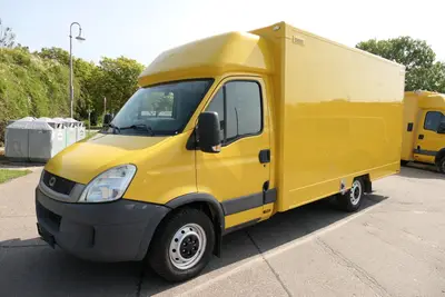 Iveco Daily 35 S11 C30C ELEKTRO COC Umbau 12/2021 Daily 35 S11 C30C ELEKTRO COC Umbau 12/2021