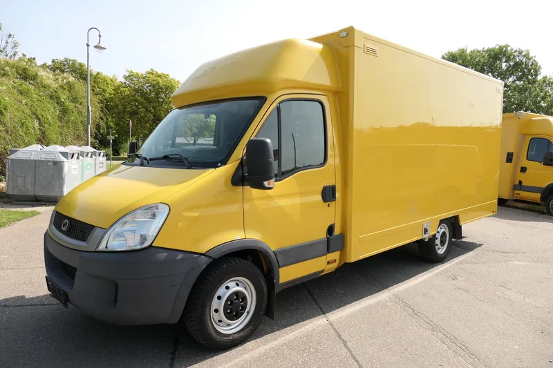 Iveco Daily 35 S11 C30C ELEKTRO COC Umbau 12/2021 - Image 1