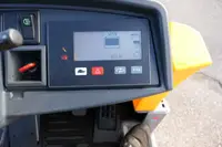 Jungheinrich EZS 570 Schlepper - Thumbnail 9