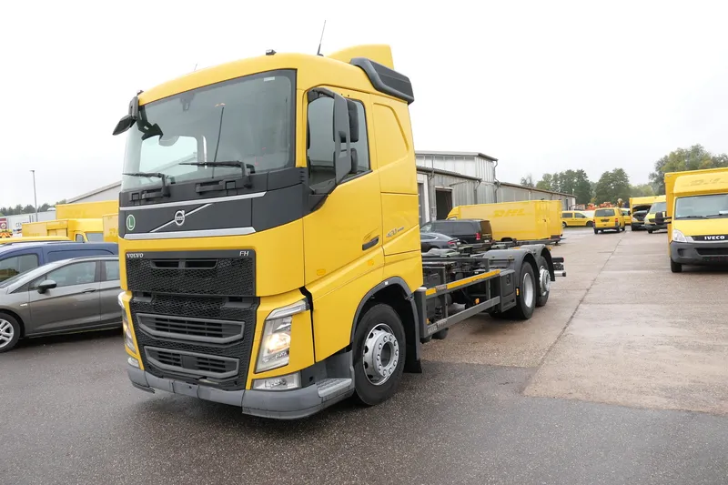 Volvo FH 26.420 6x2 BDF - Image 1