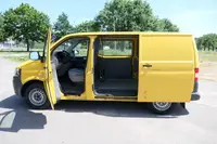 Volkswagen T5 Transporter 2.0 TDI PARKTRONIK EURO-5 - Thumbnail 4