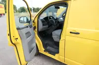 Volkswagen T5 Transporter 2.0 TDI PARKTRONIK - Thumbnail 9